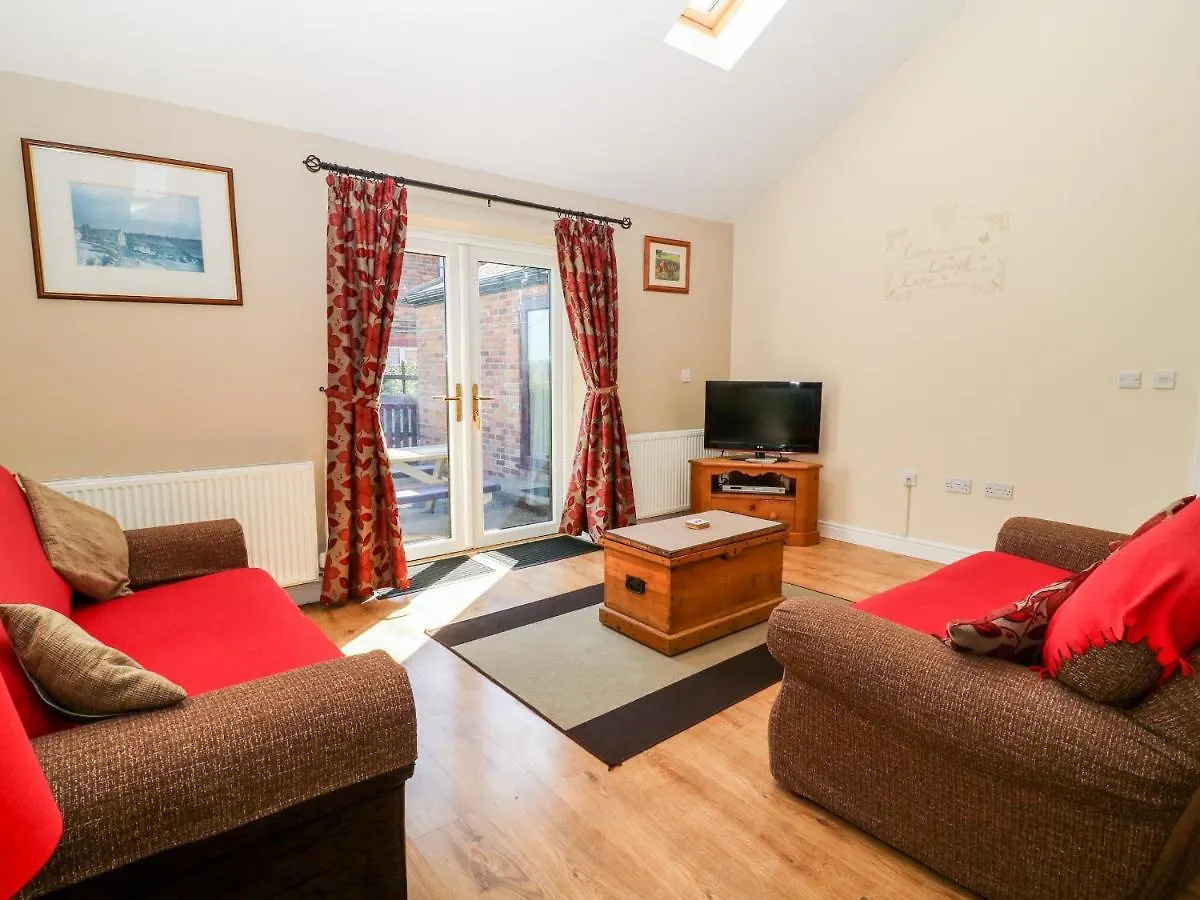 2 Pines Farm Cottages Ulleskelf